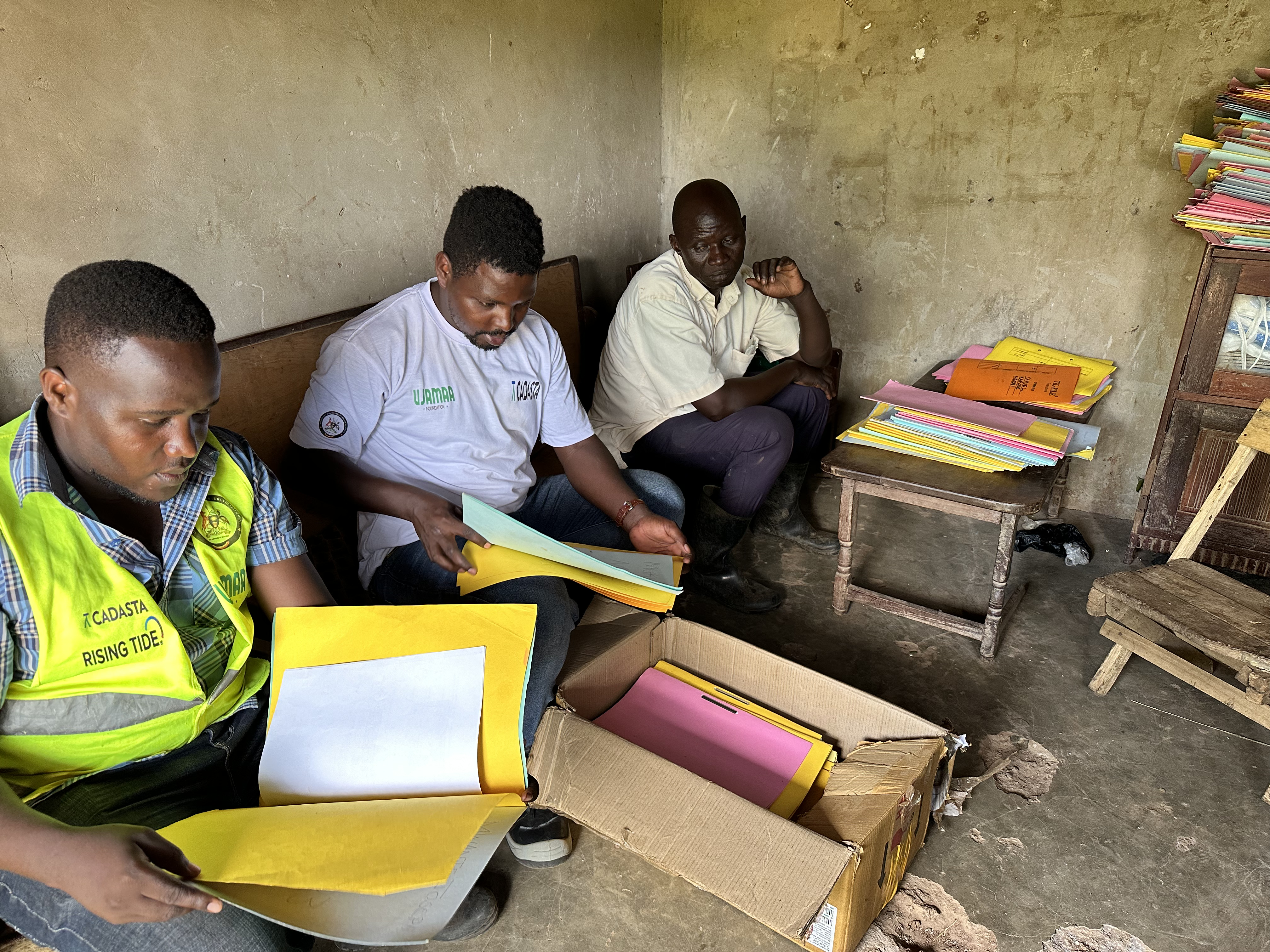 Data management and Processing land documentation project in Nwoya & Terego Districts, Northern Uganda — photo 3